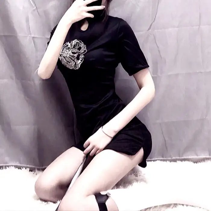 盖聂门海报